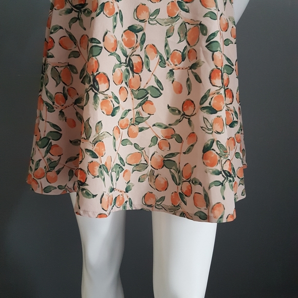 🍊Fruit Print Back Cutout Dress🍊 - Picture 6 of 10